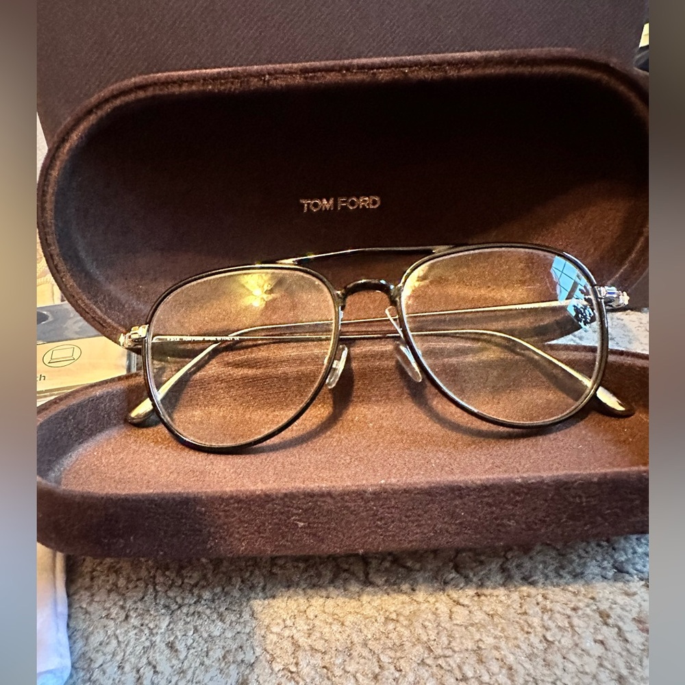 Tom Ford Black Round Glasses